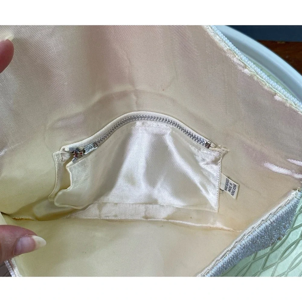Vtg.Hand Made Ivory Clutch Purse W/Italian Beads Formal Prom Wedding 5x9.5x1/2